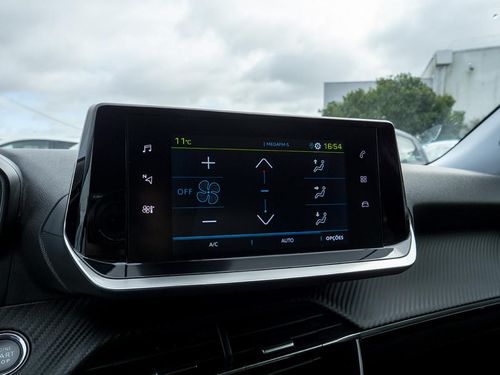 Peugeot e-2008 - Photo 34