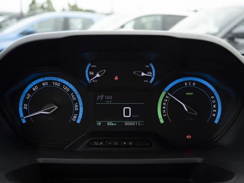 Peugeot Partner - Photo 24