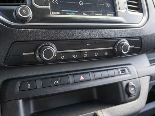 Peugeot Expert - Photo 26