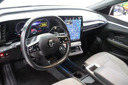 Renault Mégane E-Tech - Photo 10