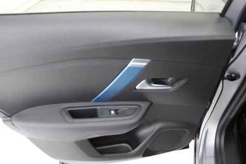 Citroen e-C4 X - Photo 12