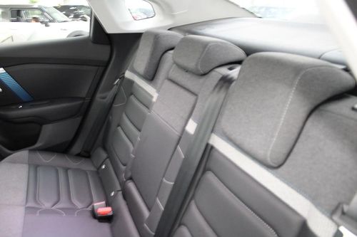 Citroen e-C4 X - Photo 13