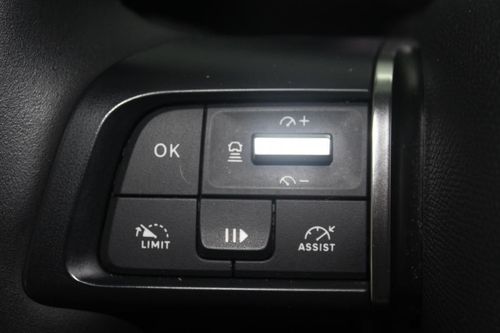 Citroen e-C4 X - Photo 16