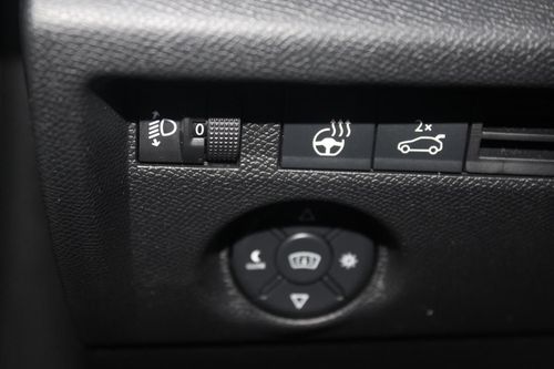 Citroen e-C4 X - Photo 18