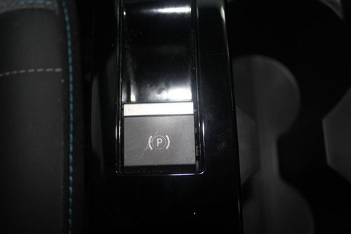 Citroen e-C4 X - Photo 23