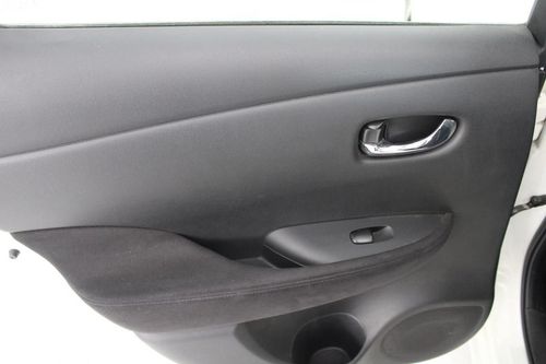 Nissan Leaf - Photo 11