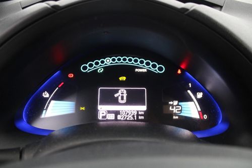 Nissan Leaf - Photo 14