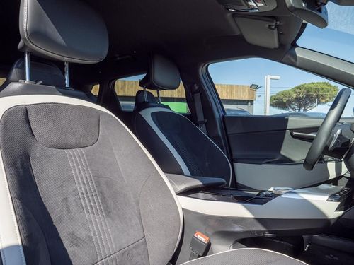Kia EV6 - Photo 33