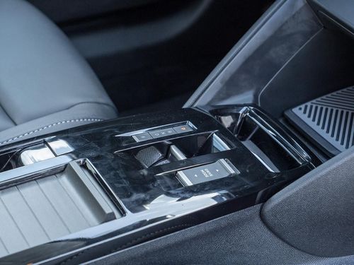 Citroen e-C4 - Photo 18