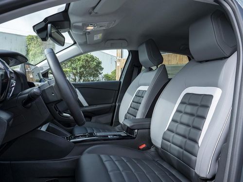 Citroen e-C4 - Photo 23