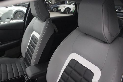 Citroen e-C4 - Photo 10