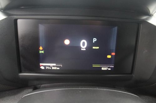 Citroen e-C4 - Photo 21