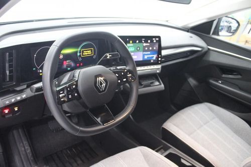 Renault Mégane E-Tech - Photo 11