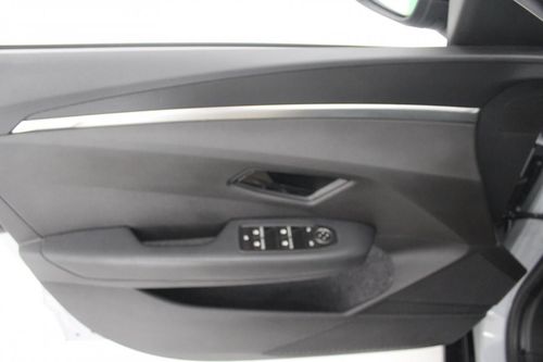 Renault Mégane E-Tech - Photo 8