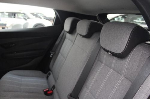 Renault Mégane E-Tech - Photo 12