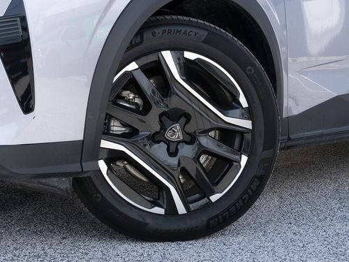 Peugeot E-3008 - Photo 3