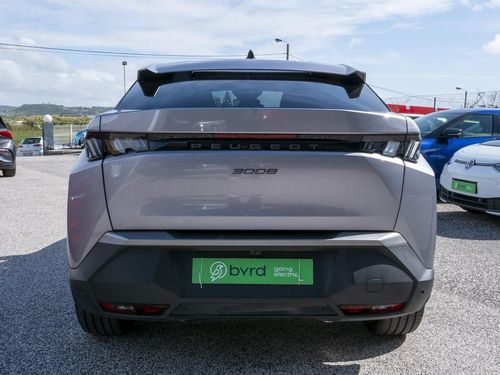 Peugeot E-3008 - Photo 11