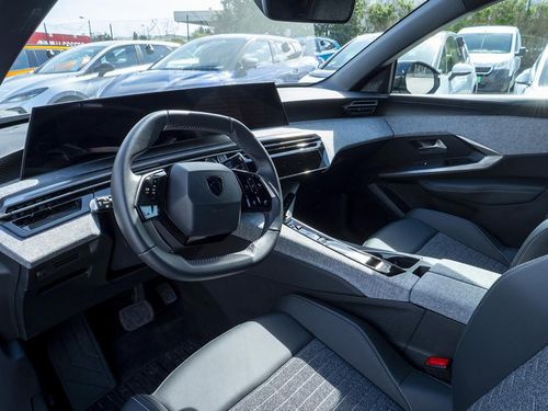 Peugeot E-3008 - Photo 21