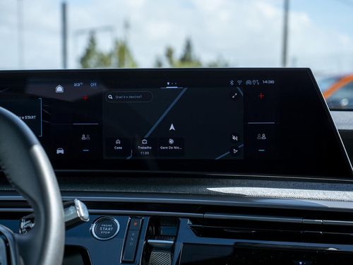 Peugeot E-3008 - Photo 27