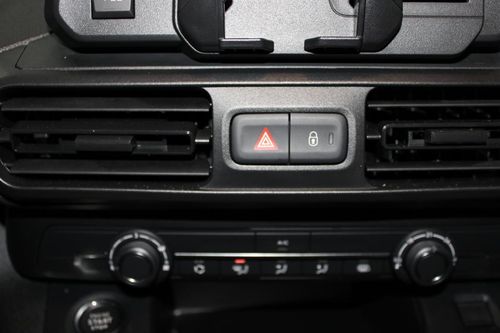 Peugeot Partner - Photo 18