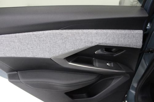 Peugeot E-3008 - Photo 13