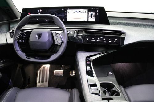 Peugeot E-3008 - Photo 15