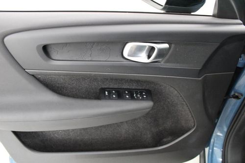 Volvo XC 40 - Photo 9