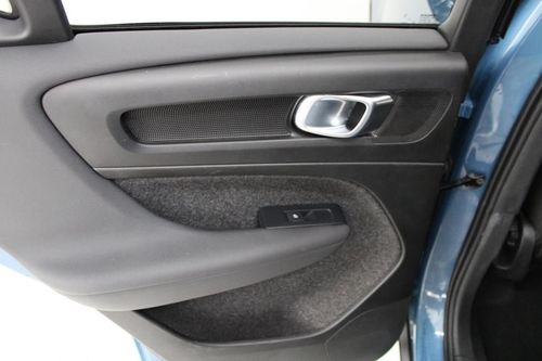 Volvo XC 40 - Photo 12