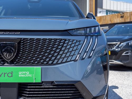 Peugeot E-3008 - Photo 6