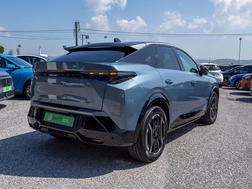 Peugeot E-3008 - Photo 17