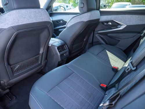 Peugeot E-3008 - Photo 24