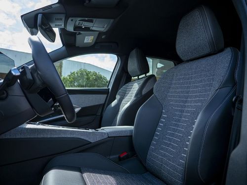 Peugeot E-3008 - Photo 22