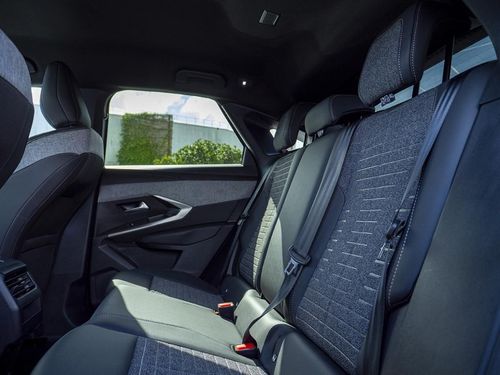 Peugeot E-3008 - Photo 24