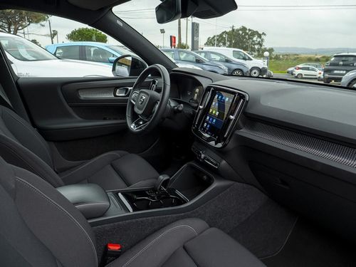 Volvo XC 40 - Photo 15