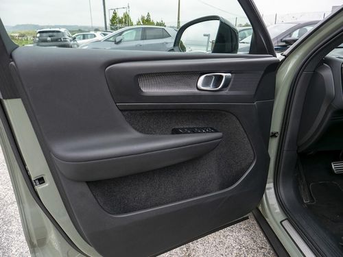 Volvo XC 40 - Photo 19