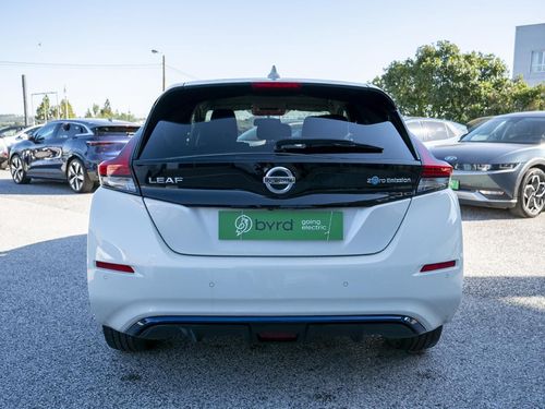 Nissan Leaf - Photo 10