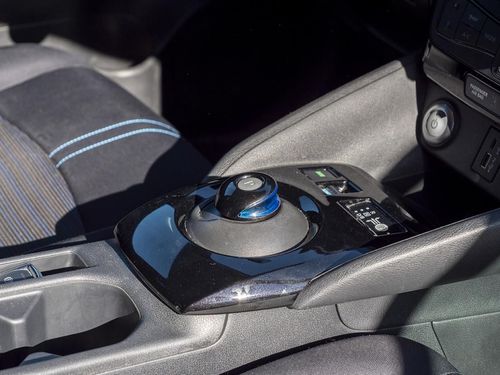 Nissan Leaf - Photo 19