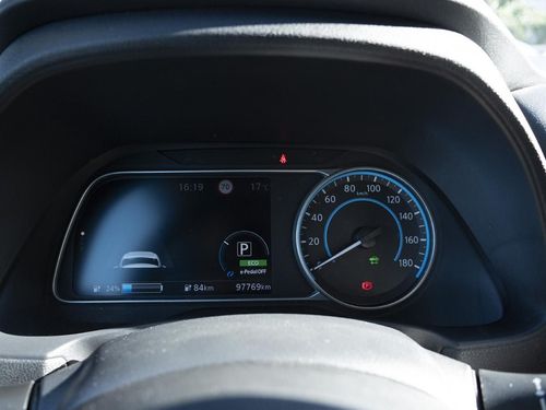 Nissan Leaf - Photo 28