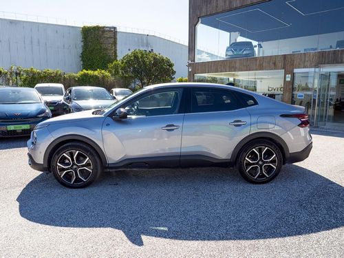 Citroen e-C4 X - Photo 8