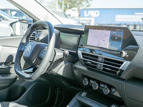 Citroen e-C4 X - Photo 18