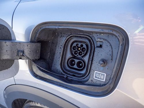 Citroen e-C4 X - Photo 24