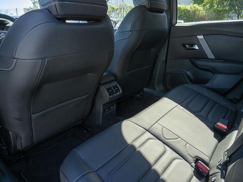 Citroen e-C4 X - Photo 25