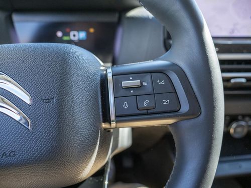 Citroen e-C4 X - Photo 31