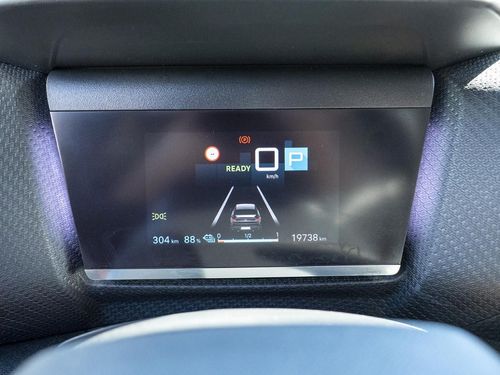 Citroen e-C4 X - Photo 32