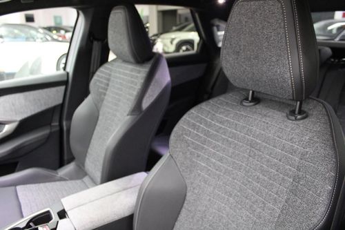 Peugeot E-3008 - Photo 10