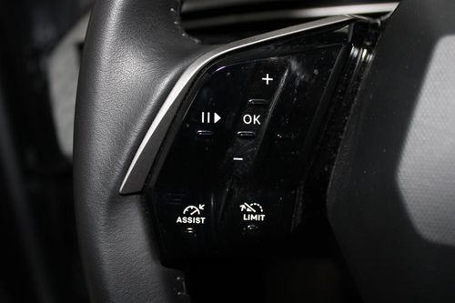 Peugeot E-3008 - Photo 14