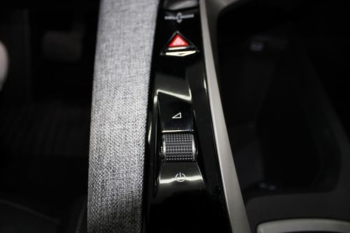 Peugeot E-3008 - Photo 21