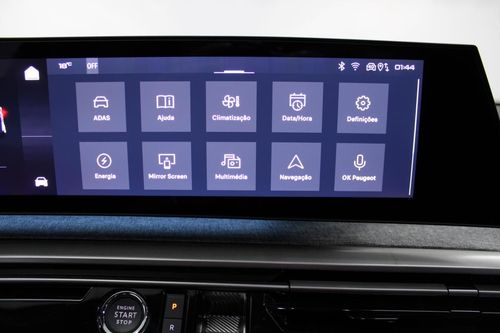 Peugeot E-3008 - Photo 25