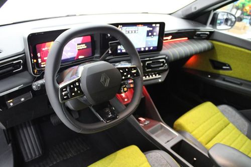 Renault 5 E-Tech - Photo 12