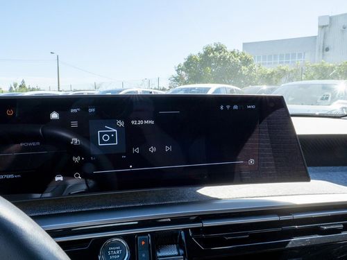 Peugeot E-3008 - Photo 33